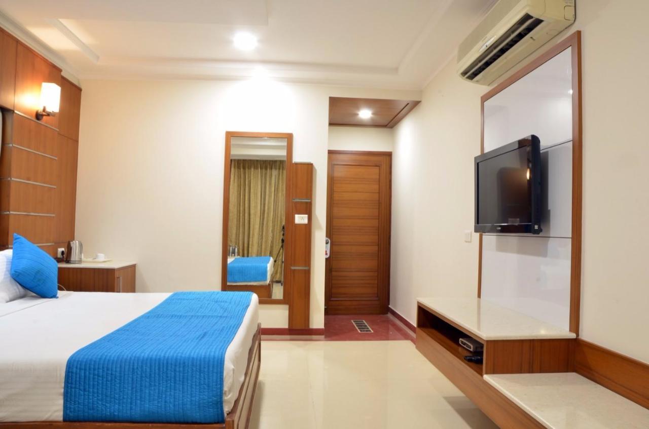 Hotel Bhoomivilas Agra  Exterior photo